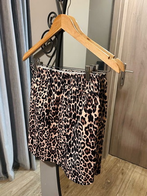 Animal print skirt used, size Small, black and brown