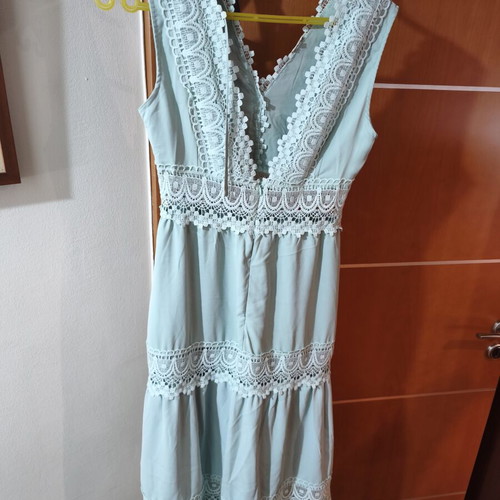 Dress midi turquoise like new with deep wide neckline and lining