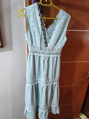 Dress midi turquoise like new with deep wide neckline and lining