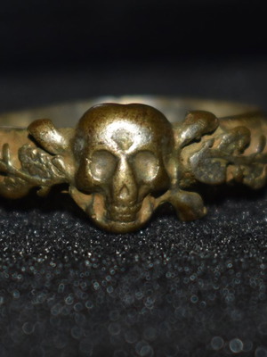 German WW2 ring used, Shock troops with oak leaves