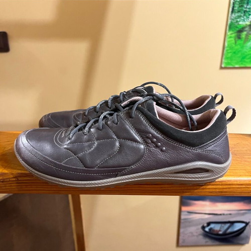 Ecco women's sports shoes used, size 39, gray