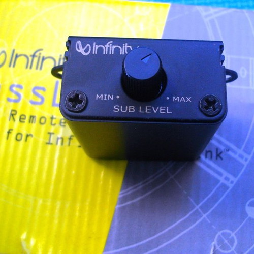 Infinity Bass-Link LC remote bass level control