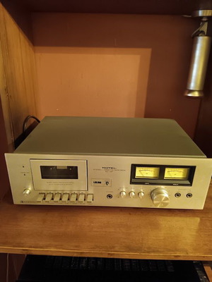 Rotel RD-10F stereo cassette tape deck
