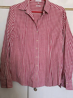 Checked red shirt size M like new