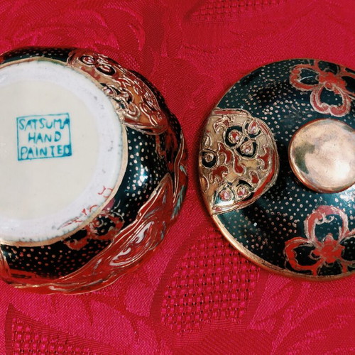 Vintage small Satsuma-style fondue pot