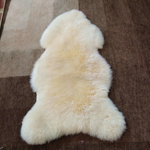 New Zealand fur rug small new 0.60 x 1.00