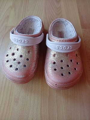 Crocs slippers for girls used, size 28, pink and gold