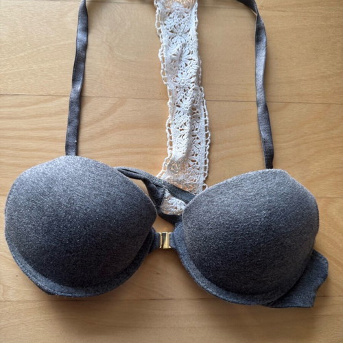 Boho bra like new with lace back gray (80A)