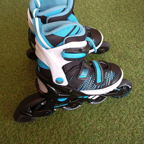 Tempish adjustable kids rollers size 33-36 used with helmet