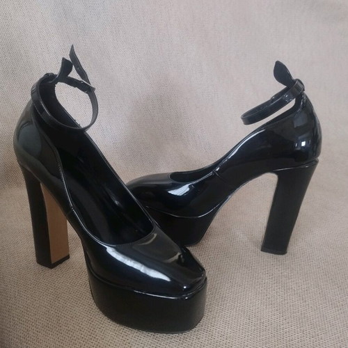 Shein black pumps like new, size 39 with thick platform