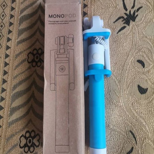 Mini selfie stick with cable blue new