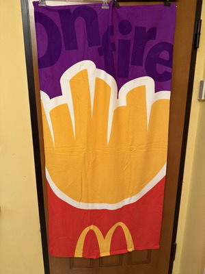 Συλλεκτική πετσέτα θαλάσσης McDonald's σαν καινούργια, σχέδιο On Fire