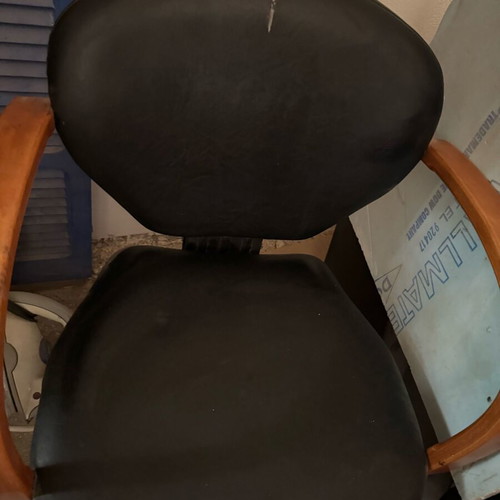 Hair salon furniture used, three chairs, shampoo bowl, desk