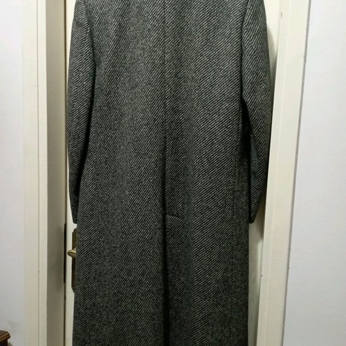 Wool Coat tailor made in classic line, new, black and white