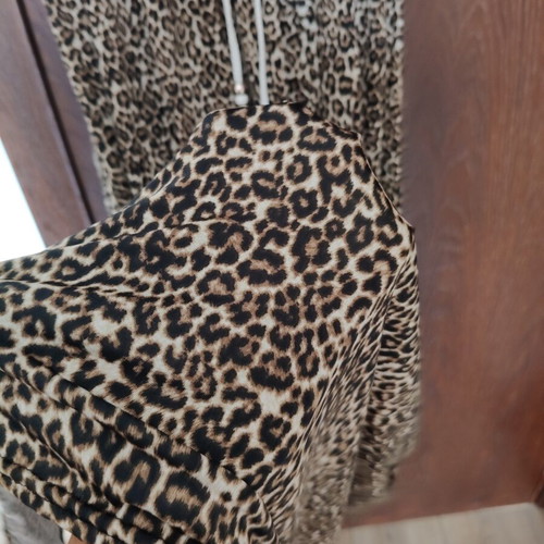 Shein dress used, modern print, black and brown, size XL