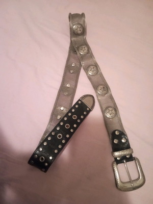 Ζώνη μεταχειρισμένη, μέγεθος 95, μαύρο και ασημί