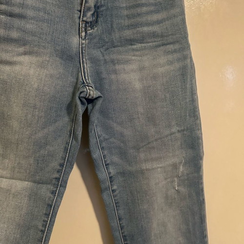 Mid Rise blue jeans with stretch, size Small