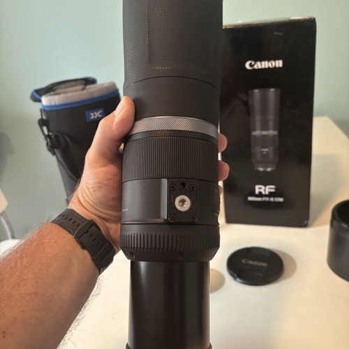 Canon RF 800mm F11 IS STM lens, like new
