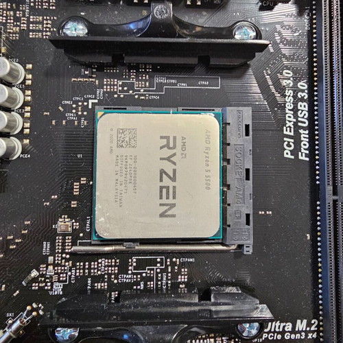 Mounting clips and screws for AM4 motherboards new