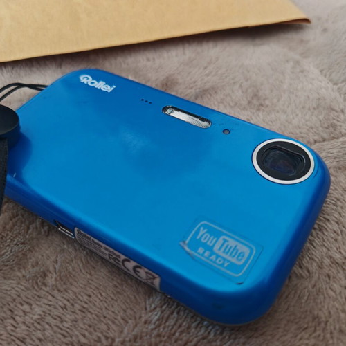 Rollei Flexline 100 touch 10mpxl digital camera used with case and memory card