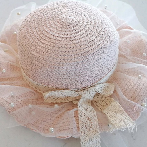 Hat with lace, bow and tulle like new, beige and pink