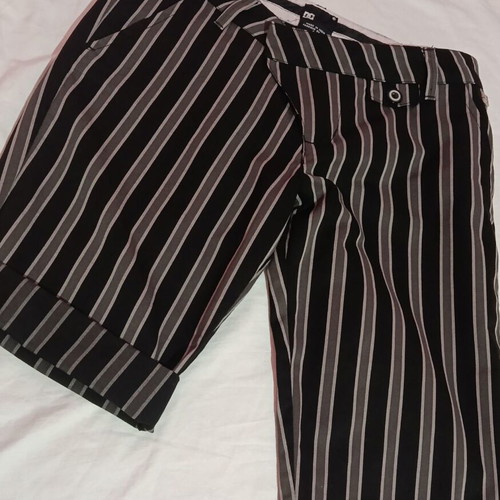 DCshoes vintage striped capri pants like new, size S