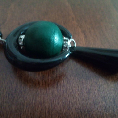 Witchy pendant used with inverted black bone moon and pendulum
