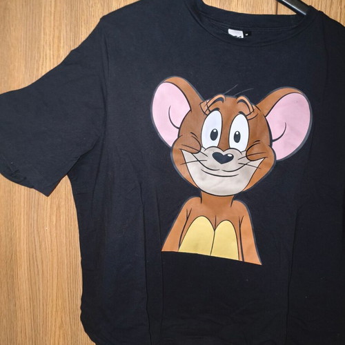 Tom & Jerry Oversized T-shirt M Black with Jerry Print like new