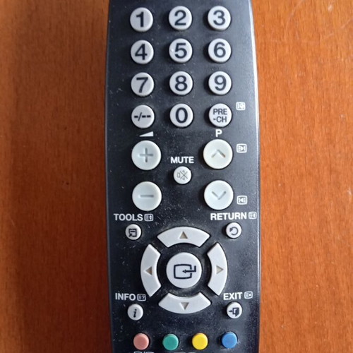 Samsung 22" TV used, defective for repair or spare parts