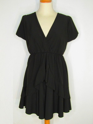 Short dress with ruffles new, black, one size