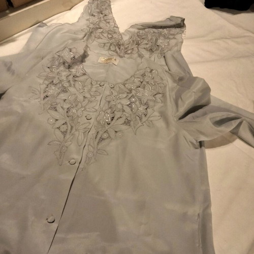 Vintage Isabelle nightgown with matching robe, like new, gray-blue