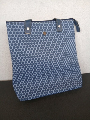 Thiros γυναικεία τσάντα ώμου σαν καινούργια, μπλε με πουά μοτίβο