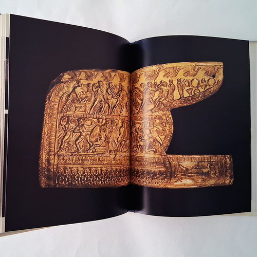 Vergina The Royal Tombs hardcover book used, history