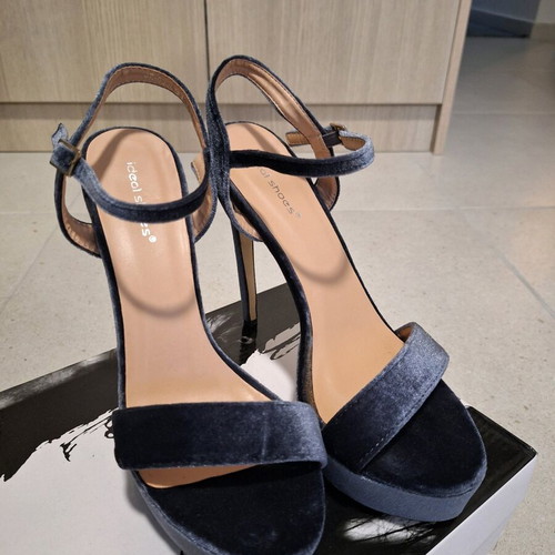 Blue velvet high-heel sandals new with 13cm stiletto heel, size 39