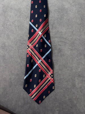 Silk tie like new