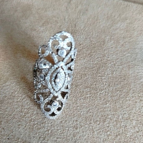Silver large ring like new