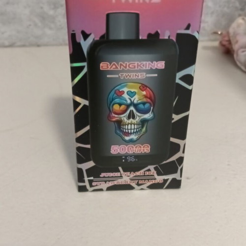 Bangking Twins Disposable Vape 50,000 Puffs with Digital Display like new