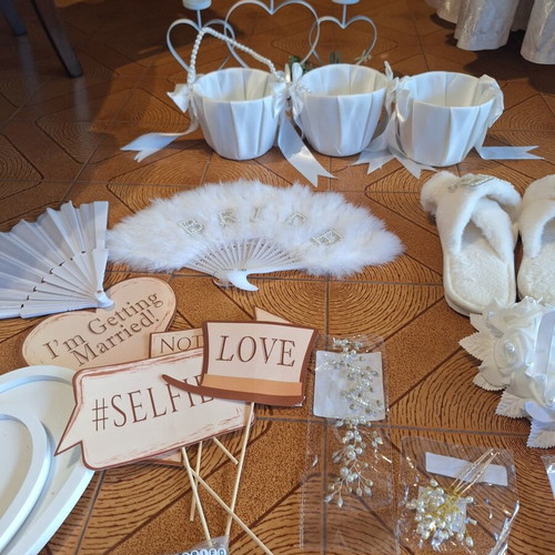Wedding bride church decoration and equipment set