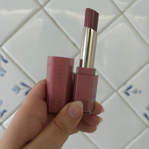Fenty Glossbomb Stick used, shade Is It Fussy dark pink