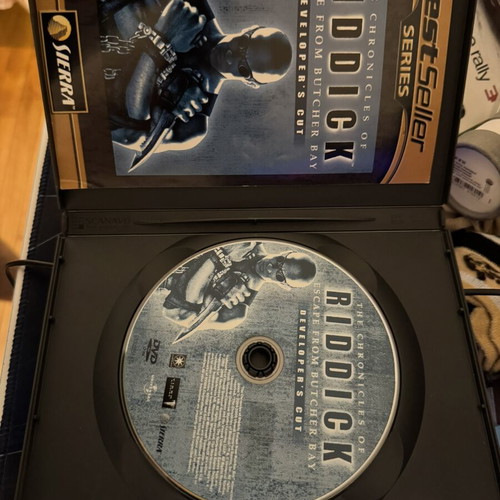 Riddick Escape From Butcher Bay PC game like new