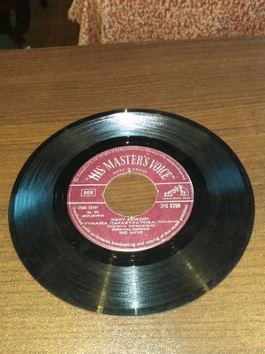 Grigoris Mpithikotsis 45 RPM record used, laiko