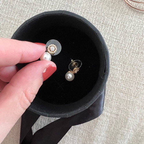 Earrings new, unworn