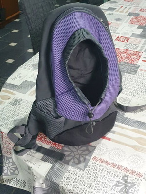 Dog carrier backpack like new
