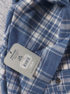 Men's checked shirt new, size L, blue