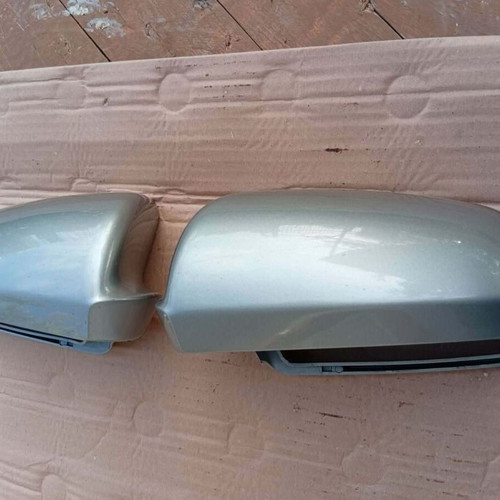 Audi A4 Quatro 2002 mirror caps silver metallic color new