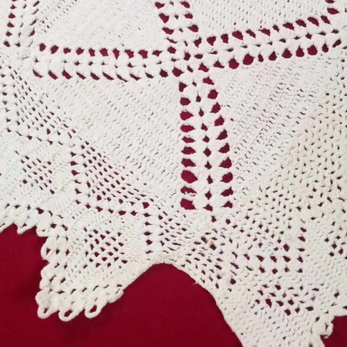 Vidage tablecloth 1960s very old, handmade crochet