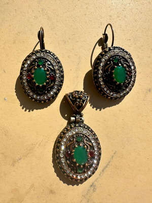 Jewelry set with emerald and ruby stones like new from Old Town Rhodes