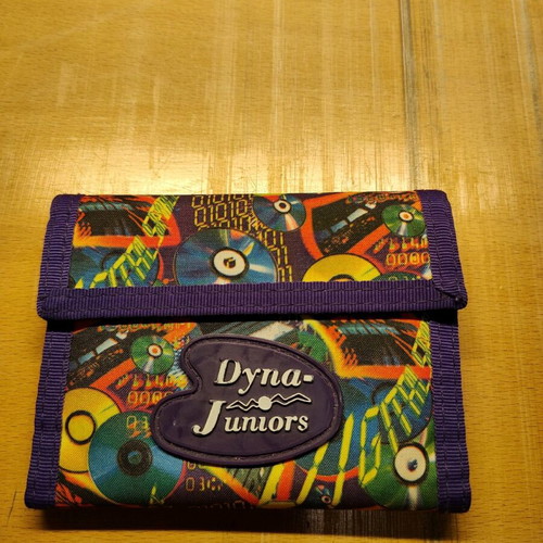 Children's wallet like new, colorful with compartments