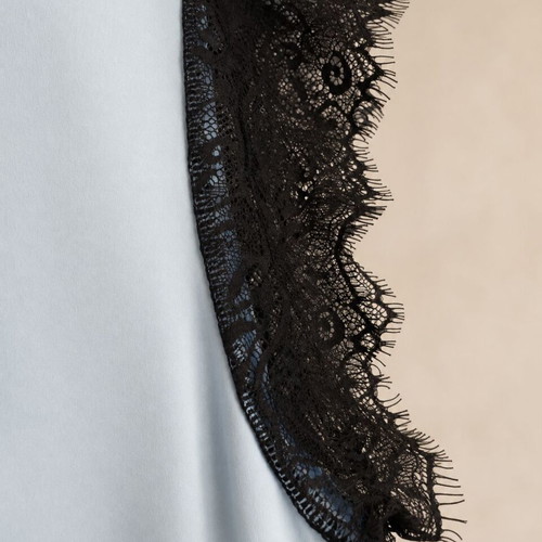 DejaVu blue blouse with black lace, size M, like new