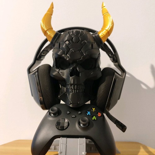 SciFi Skull headset and controller stand for PS4/PS5/XBOX new